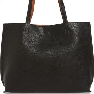 Faux leather black tote, reversible cognac
